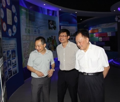 江西省農業(yè)廳原常務副廳長劉極燦蒞臨仙客來公司視察