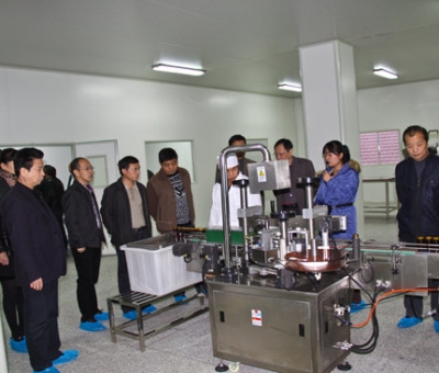 江西省工信委考察團(tuán)蒞臨仙客來考察戰(zhàn)略性新興產(chǎn)業(yè)