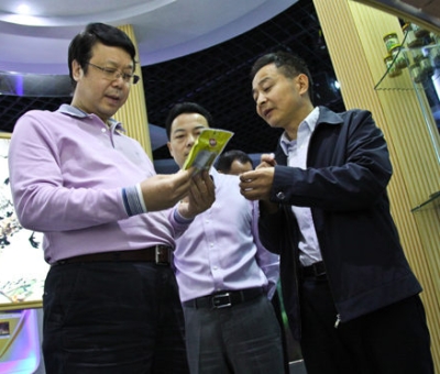 九江市委常委、副市長趙玉剛蒞臨仙客來公司調(diào)研