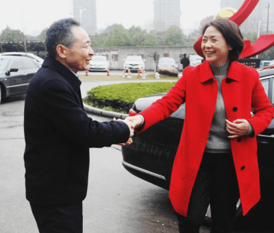 市委常委、統(tǒng)戰(zhàn)部長(zhǎng)廖奇志一行人走訪仙客來生物科技有限公司