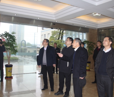 江西省委統(tǒng)戰(zhàn)部副部長(zhǎng)、省民宗局局長(zhǎng)曹?chē)?guó)慶蒞臨仙客來(lái)公司調(diào)研民族團(tuán)結(jié)進(jìn)步創(chuàng)建示范工作