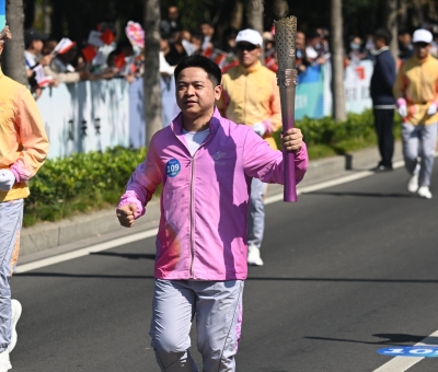 仙客來潘峰擔(dān)任杭州亞殘運會火炬手