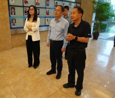 江西省人民對(duì)外友好協(xié)會(huì)專(zhuān)職副會(huì)長(zhǎng)涂安波到仙客來(lái)公司調(diào)研