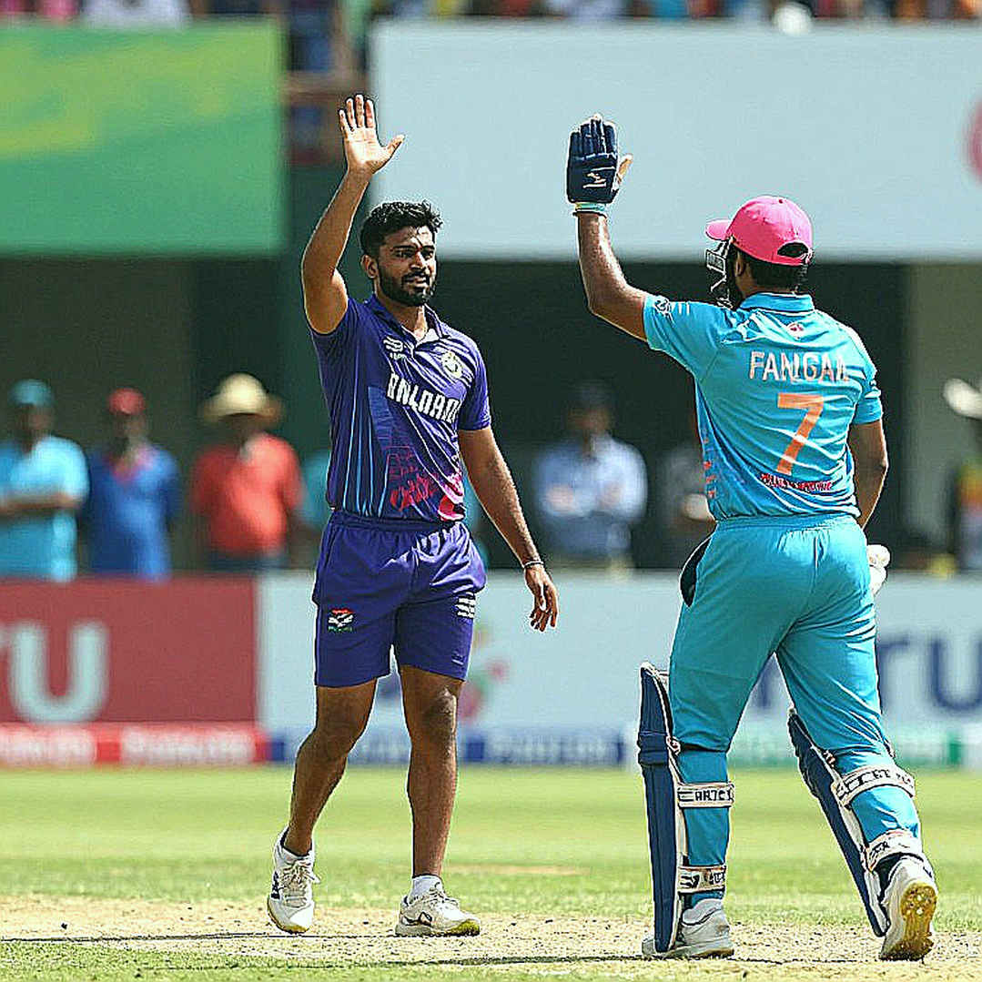 খালি ডেটার রিপোর্ট, ভরা মাঠের পাঠ: ক্রিকেট বিশ্লেষণে যাচাইয়ের শৃঙ্খলা
