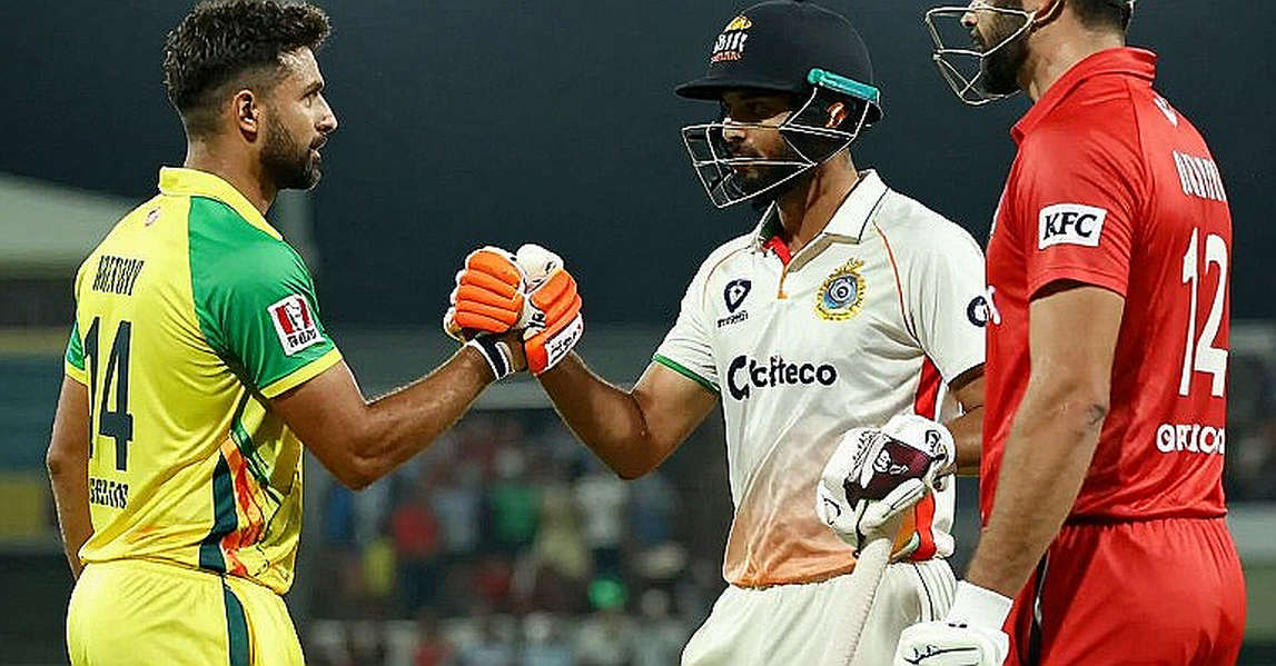 ৪৭তম ওভারের খাতা: ভারতের অনুশীলন মাঠে বিশ্বাস কীভাবে জমা হয়